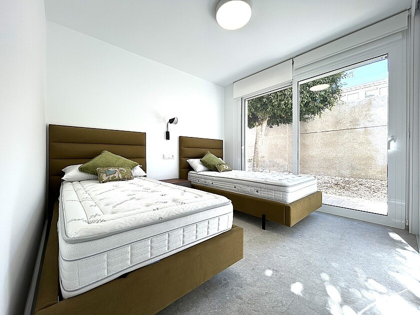 For sale - 3 Bedroom 2 Bathroom Apartment - Ground Floor Apartment in Torrevieja - La Mata  - Alicante
