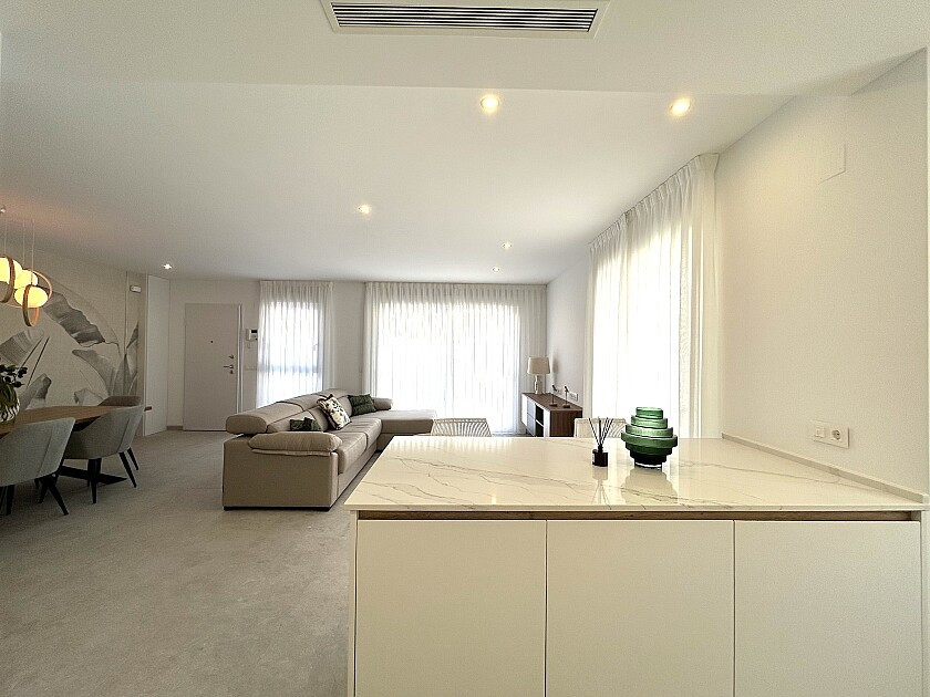 For sale - 3 Bedroom 2 Bathroom Apartment - Ground Floor Apartment in Torrevieja - La Mata  - Alicante