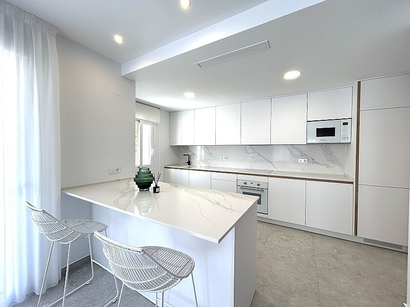 For sale - 3 Bedroom 2 Bathroom Apartment - Ground Floor Apartment in Torrevieja - La Mata  - Alicante