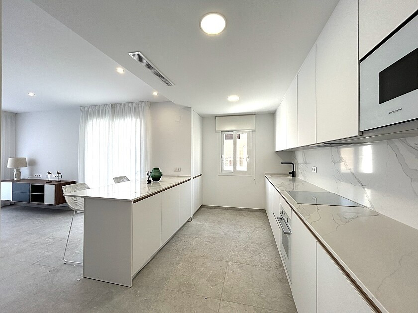 For sale - 3 Bedroom 2 Bathroom Apartment - Ground Floor Apartment in Torrevieja - La Mata  - Alicante