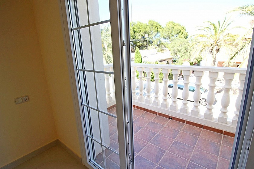 For sale - 5 Bedroom 5 Bathroom House - Detached Villa in Orihuela - Cabo Roig  - Alicante
