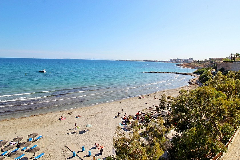 For sale - 5 Bedroom 5 Bathroom House - Detached Villa in Orihuela - Cabo Roig  - Alicante