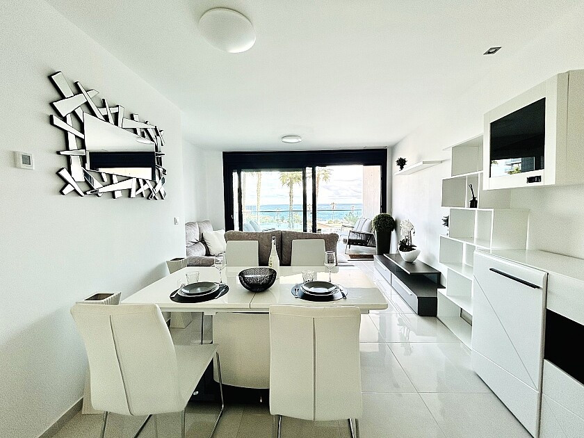 For sale - 2 Bedroom 2 Bathroom Apartment - Middle Floor Apartment in Orihuela - Punta Prima  - Alicante