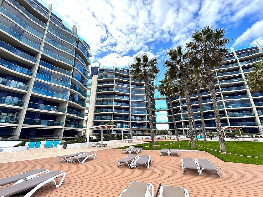 For sale - 2 Bedroom 2 Bathroom Apartment - Middle Floor Apartment in Orihuela - Punta Prima  - Alicante