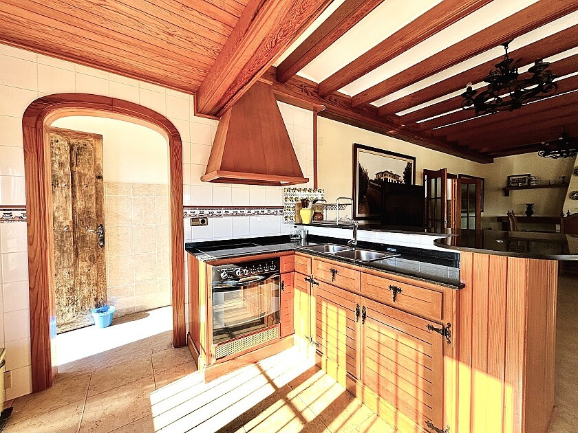 For sale - 10 Bedroom 9 Bathroom House - Detached Villa in Orihuela - Dehesa de Campoamor  - Alicante