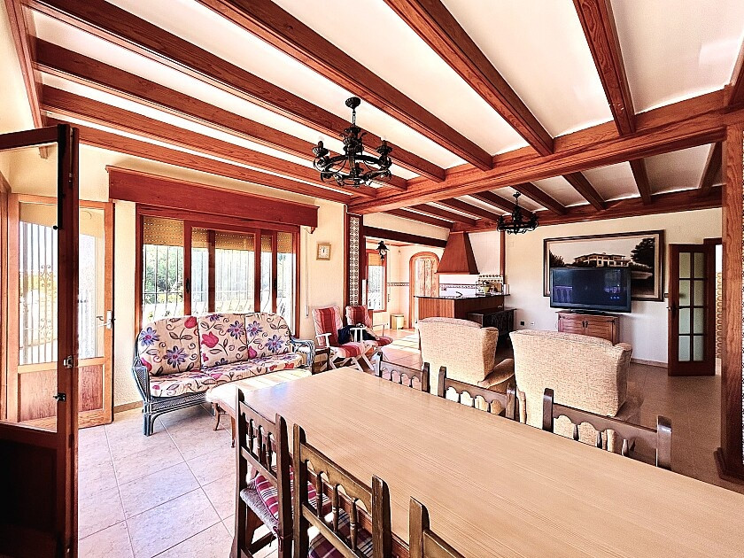 For sale - 10 Bedroom 9 Bathroom House - Detached Villa in Orihuela - Dehesa de Campoamor  - Alicante