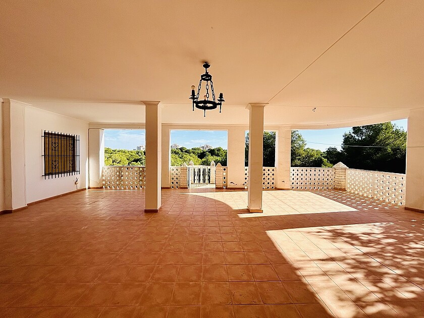 For sale - 10 Bedroom 9 Bathroom House - Detached Villa in Orihuela - Dehesa de Campoamor  - Alicante