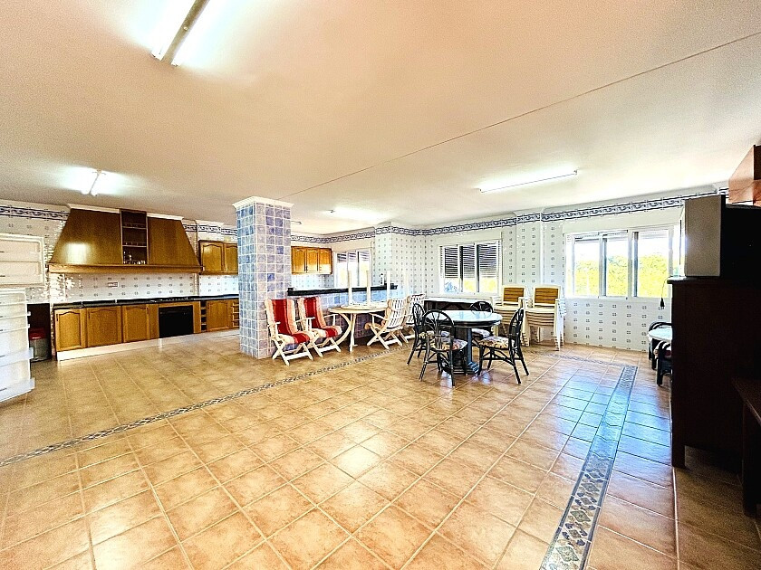 For sale - 10 Bedroom 9 Bathroom House - Detached Villa in Orihuela - Dehesa de Campoamor  - Alicante