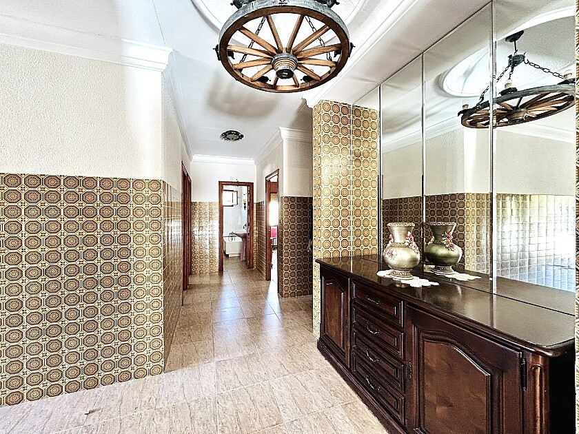 For sale - 10 Bedroom 9 Bathroom House - Detached Villa in Orihuela - Dehesa de Campoamor  - Alicante