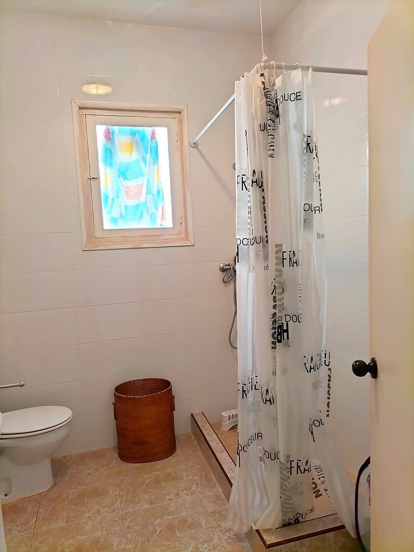 For sale - 5 Bedroom 1 Bathroom Apartment - Ground Floor Apartment in Pilar de la Horadada - Torre de la Horadada  - Alicante