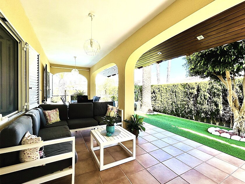 For sale - 3 Bedroom 2 Bathroom House - Detached Villa in Orihuela - Cabo Roig  - Alicante