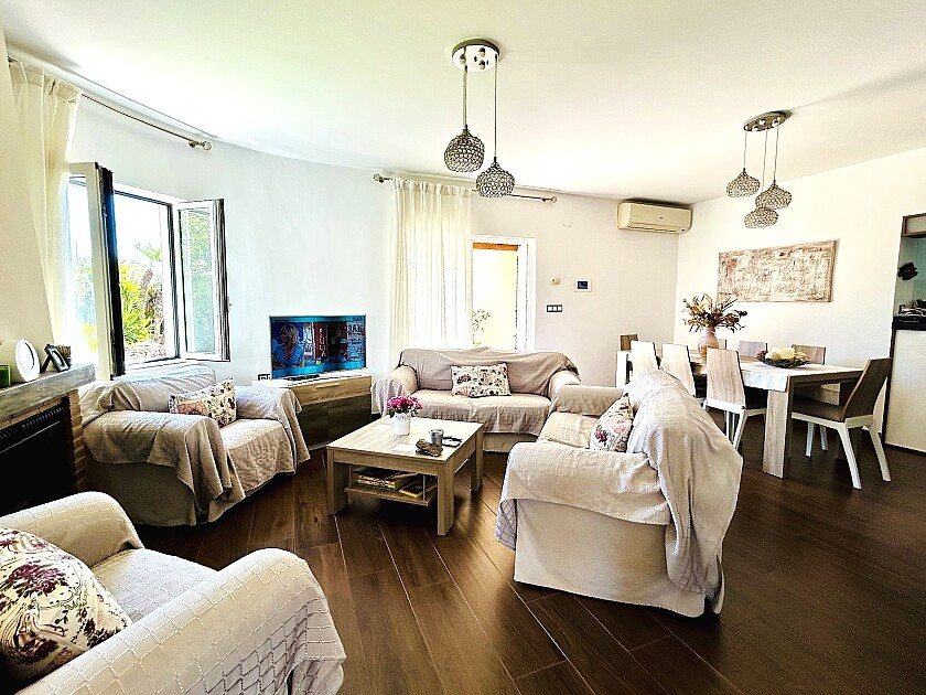For sale - 3 Bedroom 2 Bathroom House - Detached Villa in Orihuela - Cabo Roig  - Alicante