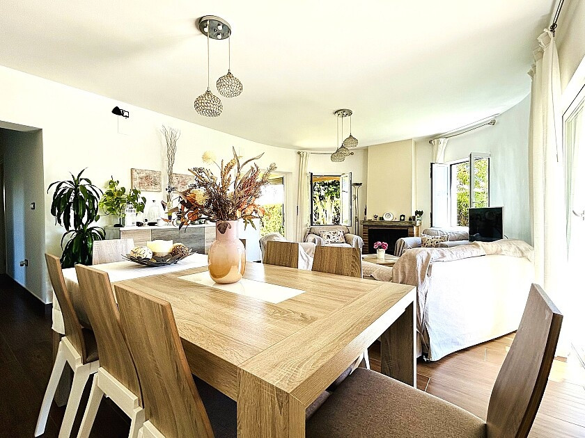 For sale - 3 Bedroom 2 Bathroom House - Detached Villa in Orihuela - Cabo Roig  - Alicante