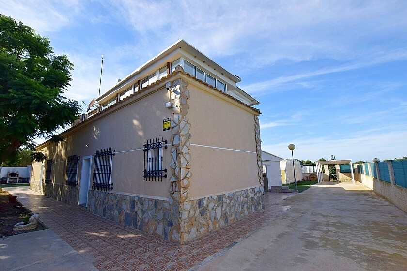 For sale - 8 Bedroom 8 Bathroom House - Detached Villa in Rojales - Rojales Centro  - Alicante