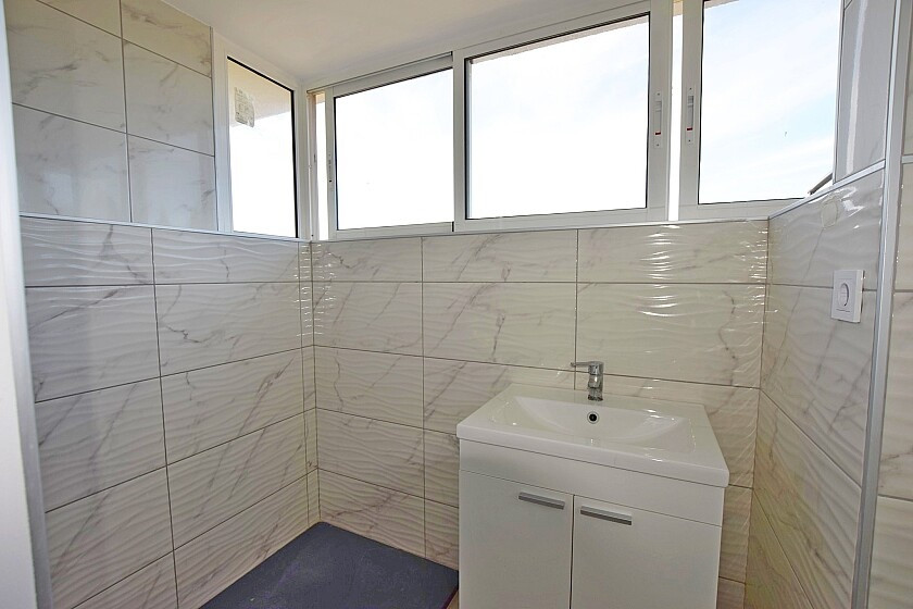 For sale - 8 Bedroom 8 Bathroom House - Detached Villa in Rojales - Rojales Centro  - Alicante
