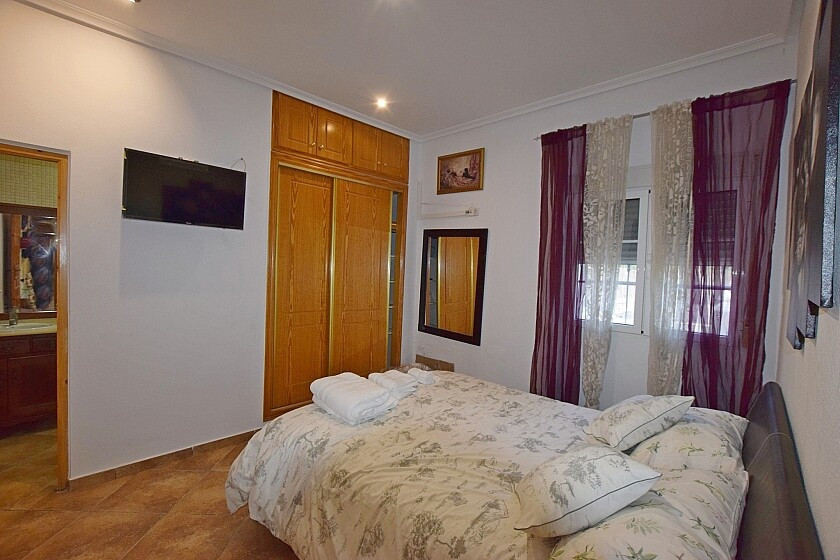 For sale - 8 Bedroom 8 Bathroom House - Detached Villa in Rojales - Rojales Centro  - Alicante