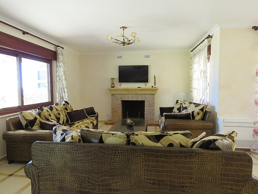 For sale - 7 Bedroom 7 Bathroom House - Detached Villa in Orihuela - Cabo Roig  - Alicante
