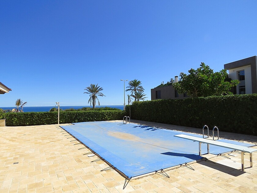For sale - 7 Bedroom 7 Bathroom House - Detached Villa in Orihuela - Cabo Roig  - Alicante