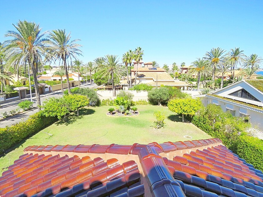 For sale - 7 Bedroom 7 Bathroom House - Detached Villa in Orihuela - Cabo Roig  - Alicante