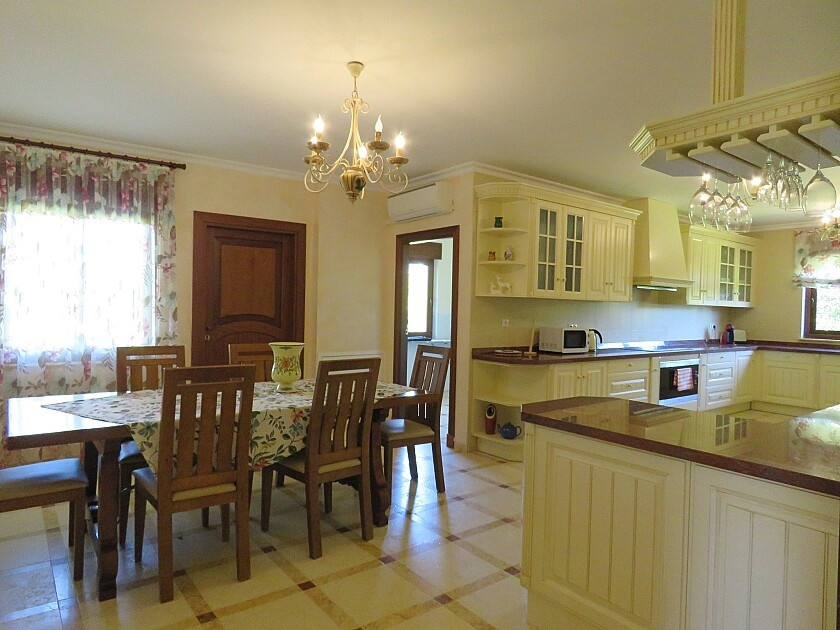 For sale - 7 Bedroom 7 Bathroom House - Detached Villa in Orihuela - Cabo Roig  - Alicante
