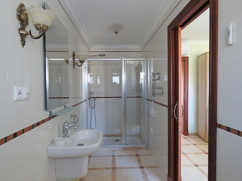 For sale - 7 Bedroom 7 Bathroom House - Detached Villa in Orihuela - Cabo Roig  - Alicante