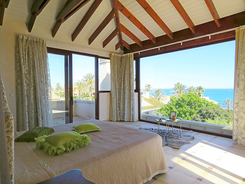 For sale - 7 Bedroom 7 Bathroom House - Detached Villa in Orihuela - Cabo Roig  - Alicante