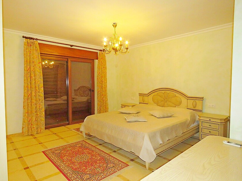 For sale - 7 Bedroom 7 Bathroom House - Detached Villa in Orihuela - Cabo Roig  - Alicante