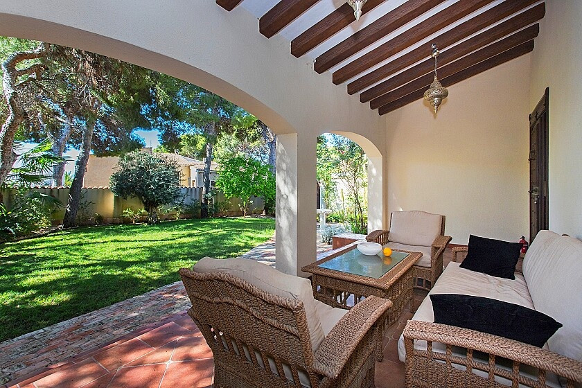 For sale - 4 Bedroom 3 Bathroom House - Detached Villa in Orihuela - Punta Prima  - Alicante