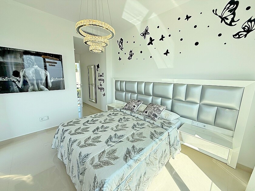 For sale - 5 Bedroom 4 Bathroom House - Detached Villa in San Miguel de Salinas - San Miguel de Salinas Centro  - Alicante