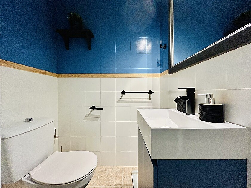 For sale - 3 Bedroom 2 Bathroom Apartment - Middle Floor Apartment in Torrevieja - Torrevieja Centro  - Alicante