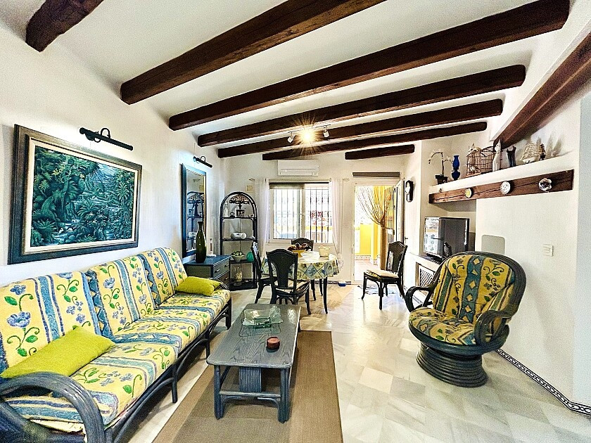 For sale - 2 Bedroom 1 Bathroom Apartment - Ground Floor Apartment in Torrevieja - Playa de los Locos  - Alicante