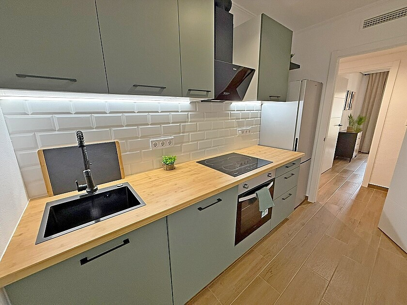 For sale - 3 Bedroom 2 Bathroom Apartment - Middle Floor Apartment in San Pedro del Pinatar - Lo Pagan  - Murcia