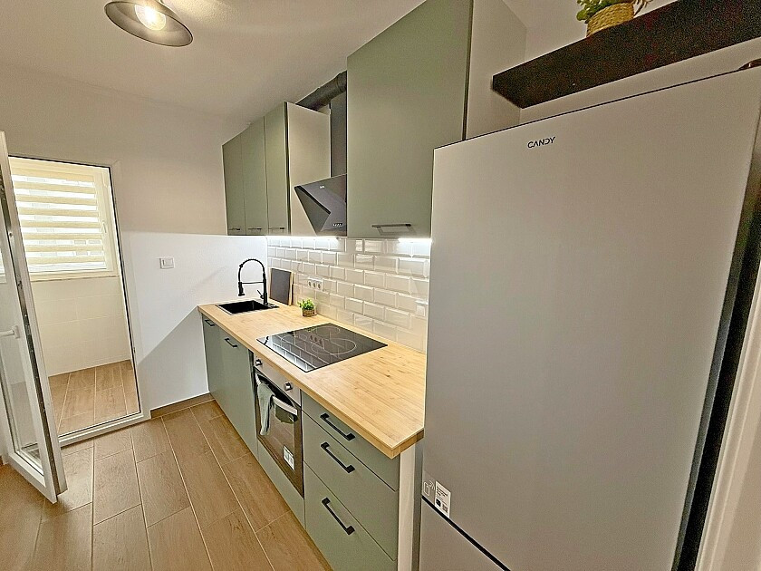 For sale - 3 Bedroom 2 Bathroom Apartment - Middle Floor Apartment in San Pedro del Pinatar - Lo Pagan  - Murcia
