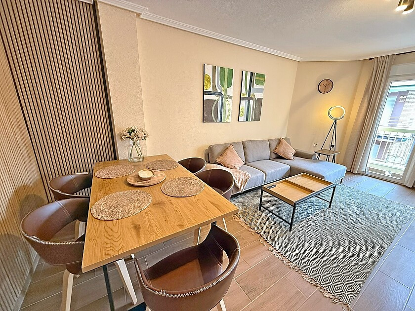 For sale - 3 Bedroom 2 Bathroom Apartment - Middle Floor Apartment in San Pedro del Pinatar - Lo Pagan  - Murcia