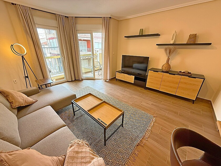 For sale - 3 Bedroom 2 Bathroom Apartment - Middle Floor Apartment in San Pedro del Pinatar - Lo Pagan  - Murcia