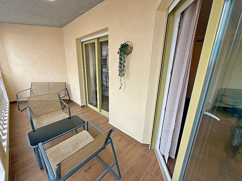 For sale - 3 Bedroom 2 Bathroom Apartment - Middle Floor Apartment in San Pedro del Pinatar - Lo Pagan  - Murcia
