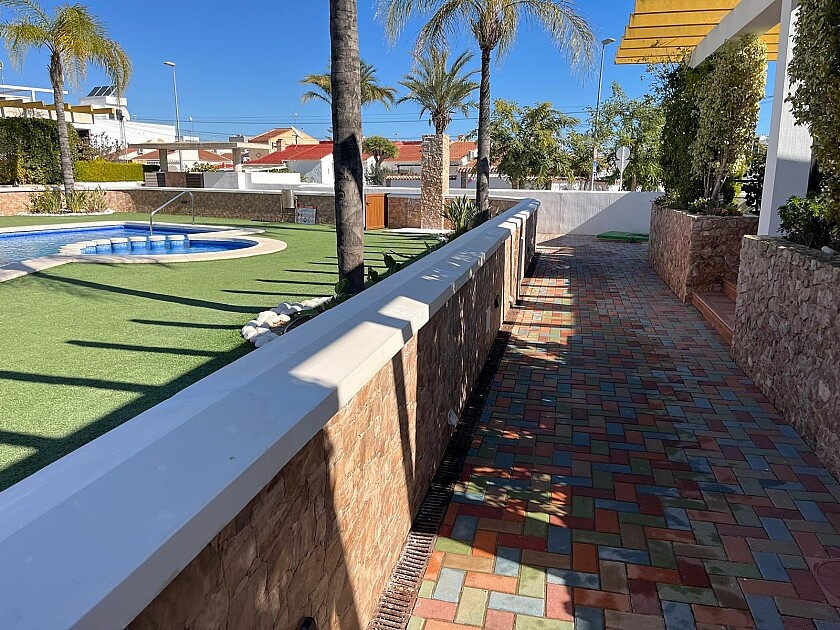 For sale - 2 Bedroom 1 Bathroom House - Townhouse in Orihuela - Mil Palmeras  - Alicante