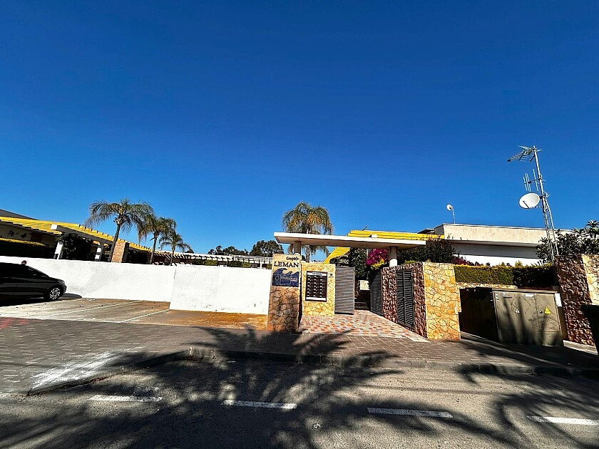 For sale - 2 Bedroom 1 Bathroom House - Townhouse in Orihuela - Mil Palmeras  - Alicante