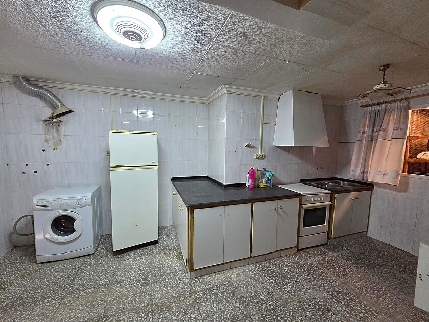 For sale - 3 Bedroom 2 Bathroom House - Detached Villa in Catral - Catral Centro  - Alicante
