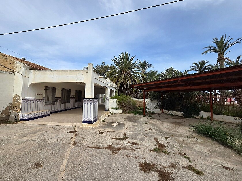 For sale - 3 Bedroom 2 Bathroom House - Detached Villa in Catral - Catral Centro  - Alicante