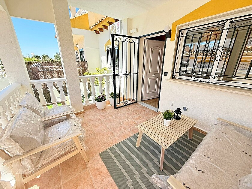 For sale - 3 Bedroom 2 Bathroom House - Townhouse in Orihuela - Los Altos  - Alicante