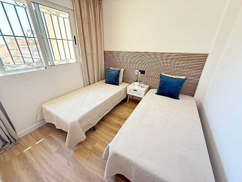 For sale - 3 Bedroom 2 Bathroom House - Townhouse in Orihuela - Los Altos  - Alicante