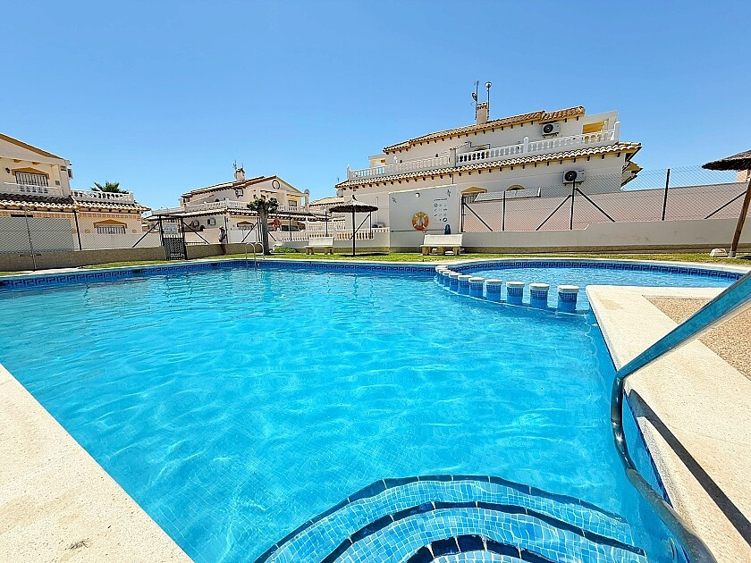 For sale - 3 Bedroom 2 Bathroom House - Townhouse in Orihuela - Los Altos  - Alicante