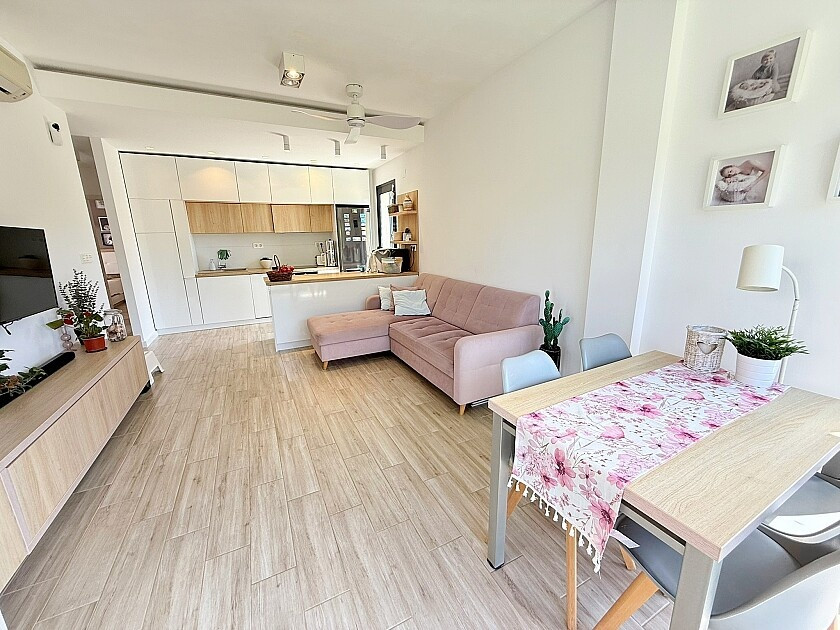 For sale - 3 Bedroom 2 Bathroom House - Detached Villa in Orihuela - La Zenia  - Alicante