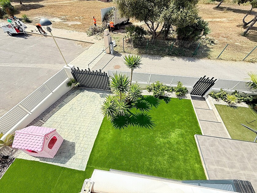 For sale - 3 Bedroom 2 Bathroom House - Detached Villa in Orihuela - La Zenia  - Alicante