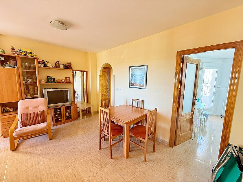 For sale - 2 Bedroom 1 Bathroom Apartment - Middle Floor Apartment in Orihuela - Dehesa de Campoamor  - Alicante
