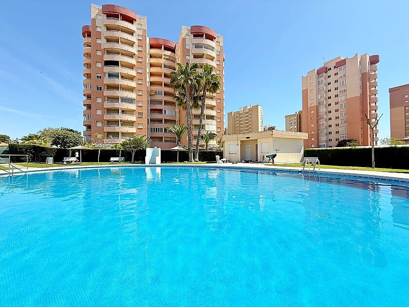 For sale - 2 Bedroom 1 Bathroom Apartment - Middle Floor Apartment in Orihuela - Dehesa de Campoamor  - Alicante