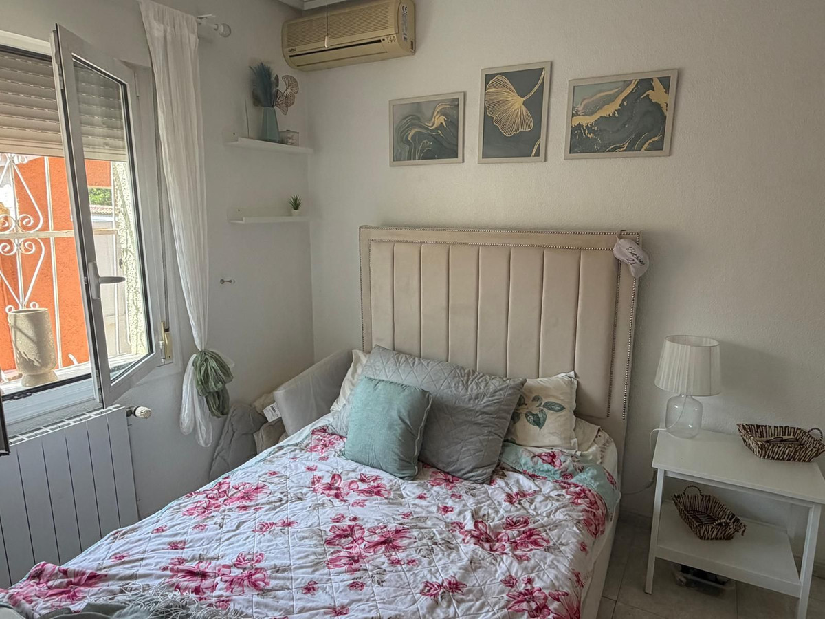 For sale - 4 Bedroom 4 Bathroom House - Detached Villa in Rojales - Ciudad Quesada  - Alicante