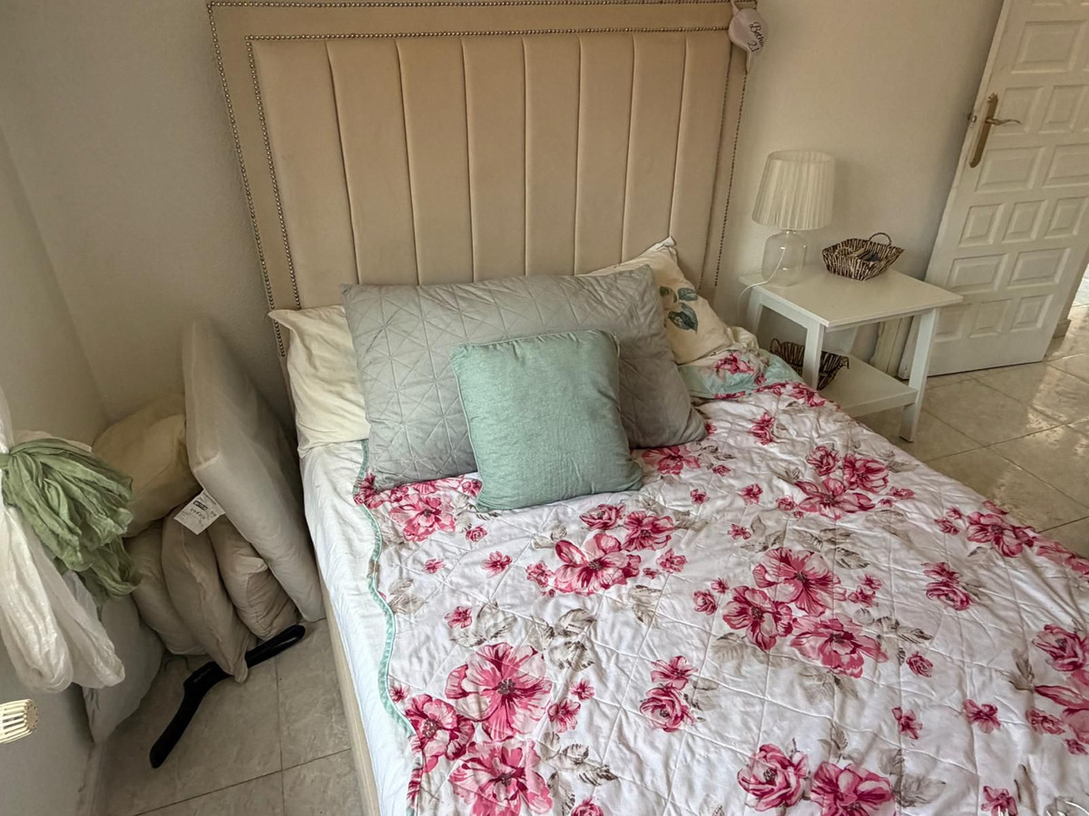 For sale - 4 Bedroom 4 Bathroom House - Detached Villa in Rojales - Ciudad Quesada  - Alicante