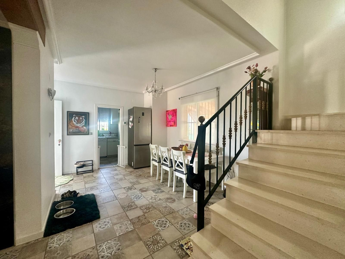 For sale - 3 Bedroom 2 Bathroom House - Detached Villa in Algorfa - Algorfa Centro  - Alicante